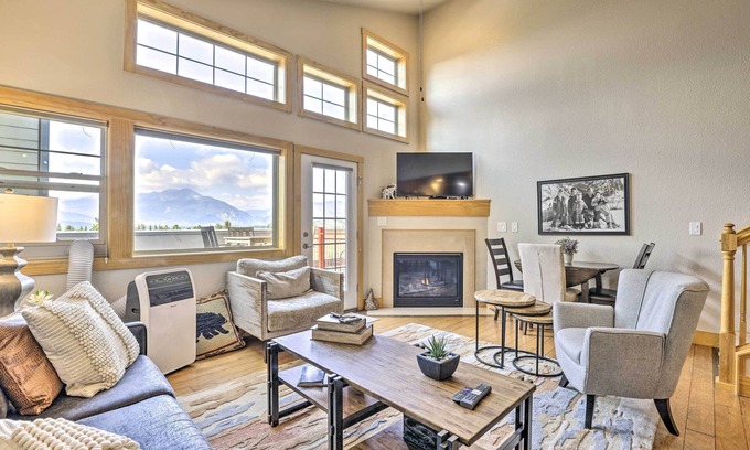Dillon Condo | 7 Mi to Ski: Main Street Dillon Condo