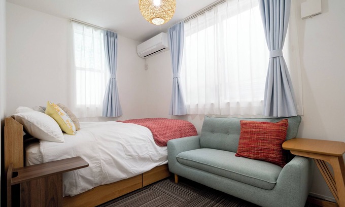 Shimomeguro House | 7 min walk from Meguro Station, 2 bedrooms, 6 min to Shibuya, 14 min to Roppongi, 14 min to Shinjuku