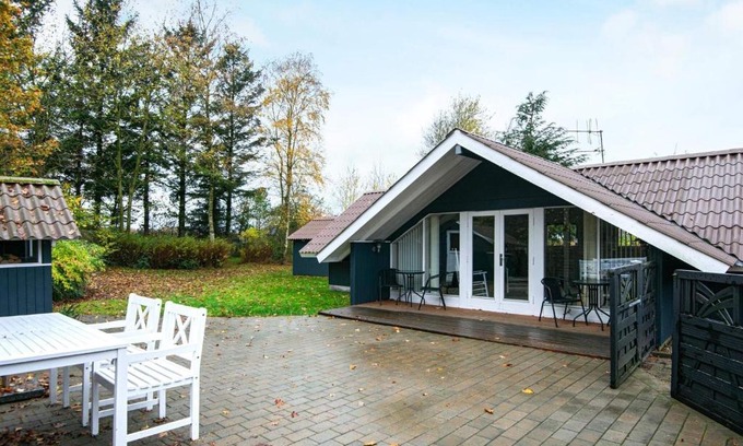 Ansager House | 7 person holiday home in Ansager-By Traum