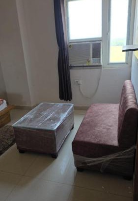 Kalyanpur Hotel | 7 Solitaire