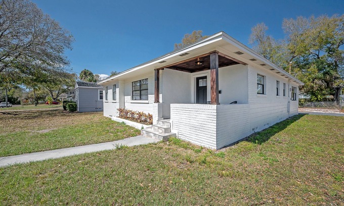 Tampa Heights House | 701 W Indiana Ave Sum