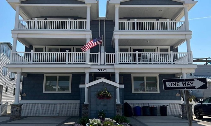 Townsend's Inlet Condo | 7121 Pleasure Avenue North