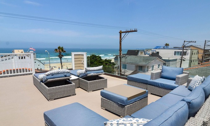 Central Mission Beach House | #715B - Both units have to be booked individually to avoid 30 nights min