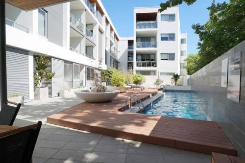 Rivervale Apartment | 79 Close To Optus & Crown Rivervale Sleeps 2