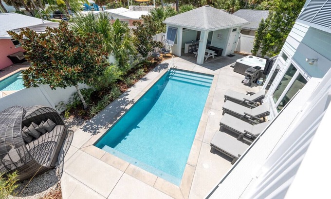 Butler Beach Apartment | 7BR/6.5BTH Beach House | Sleeps 24 | Heated Saltwater Pool, Hot Tub, Pets OK