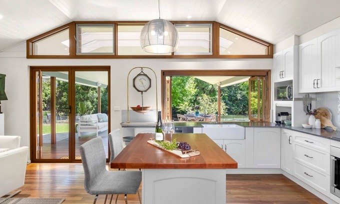 Berry House | 7th Heaven - Serenity & seclusion & a short stroll into Berry