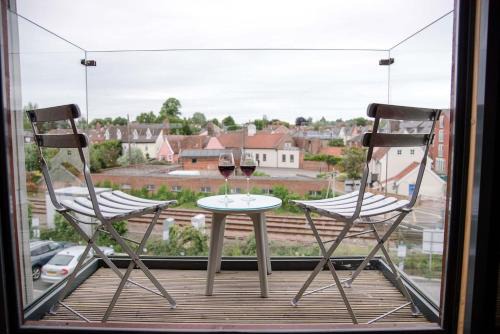 Martlesham Heath Apartment | 8 Deben Wharf, Woodbridge