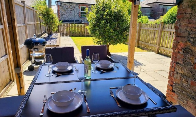 Launceston Cottage | 8 Duke Street - Launceston Cornwall