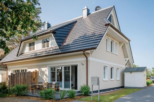 Wieck auf dem Darss House | 8 kleine Heringe