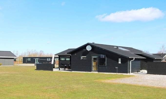 Oster Hurup House | 8 person holiday home in Hadsund-By Traum