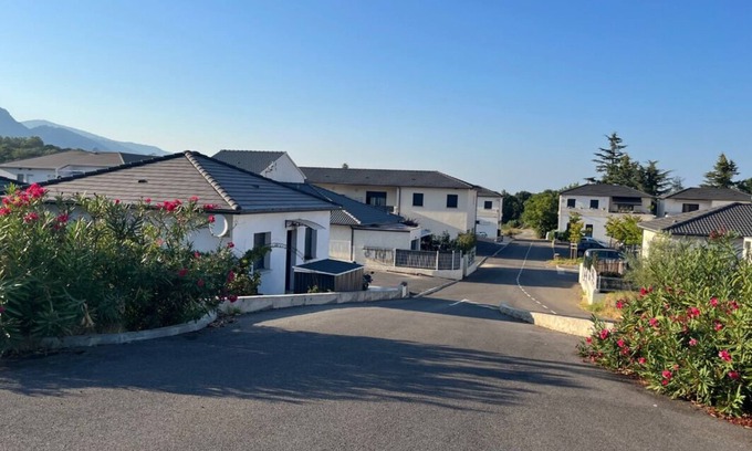 Cervione House | 80 m2 semi-detached house 2 minutes from the sea and close to all amenities