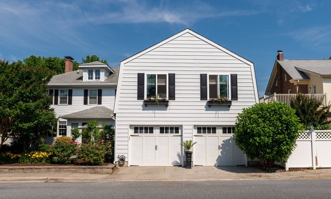 Lewes Apartment | 829 Savannah - Beach Retreat in Historic Lewes available for 3 Night Minimum