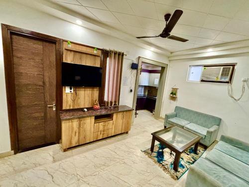 Haridwar Apartment | 85 The Ganges 2 BHK Apartment for Homestay