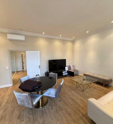 La Celle-sous-Gouzon Apartment | 88 ANT - Appartement 3 chambres Rue Antibes proche Palais Festivals