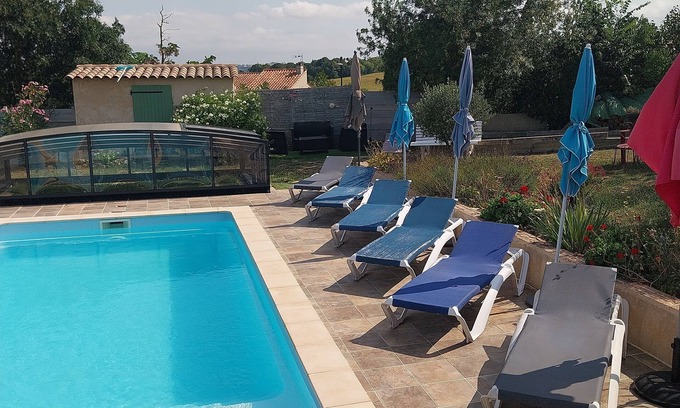 Beauteville Apartment | 9/10-PERSON GITE IN THE COUNTRYSIDE