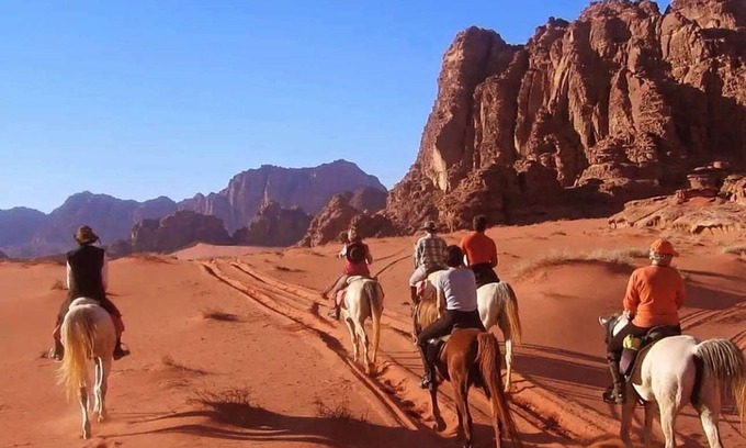 Wadi Rum Hotel | 9-bedroom campground in peaceful Disah with WiFi, AC