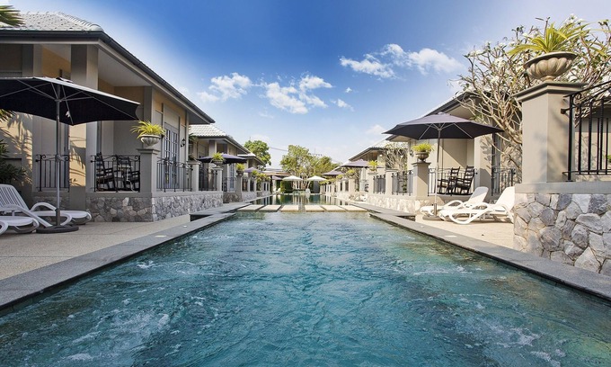 South Pattaya Villa | 9 Bedroom Pool Villa's