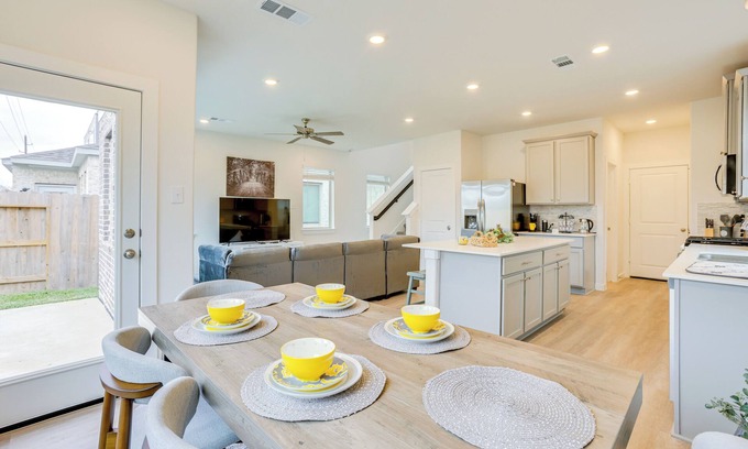 Hockley House | 9 Mi to Oil Ranch: Family-Friendly Home w/Yard