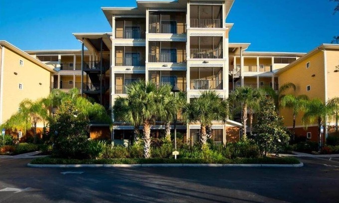 Calabria Apartment | 9055 Resort Gem Condo-3 bed/2ba