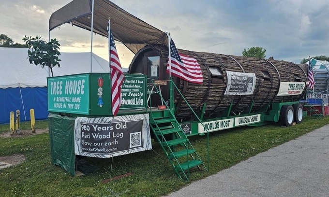 Port Washington House | 980 years Old Red Wood Log House
