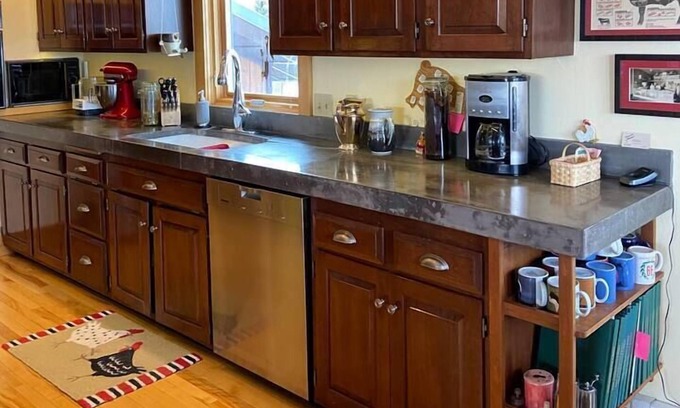 Shining Mountains House | 9T9 Guest Ranch House