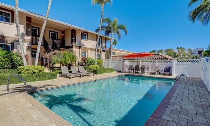 Royal Harbor Condo | A-1 - Waterfront Condo Near Naples Bay & Beaches