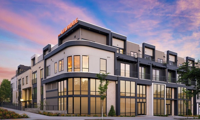 12 South Condo | A+ 12 South Stay | 3BR Suite at The Gilmore