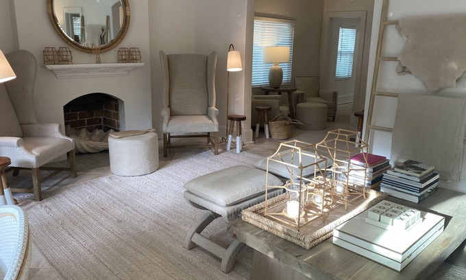 Palm Beach Apartment | A 2 bedroom 2 bath gem in town! 1st Floor apartment with fabulous brick patio.