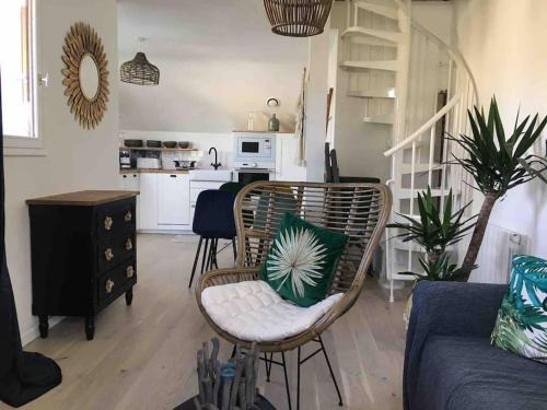 Saint-Pierre-Quiberon Apartment | A 600 m de la plage avec jardinet privatif