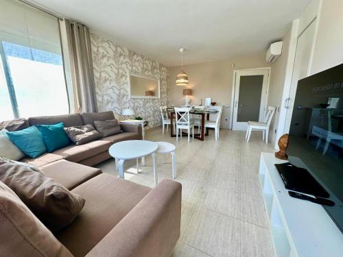 Castell-Platja d'Aro Apartment | A 600 metros de la playa con piscina, ideal para familias