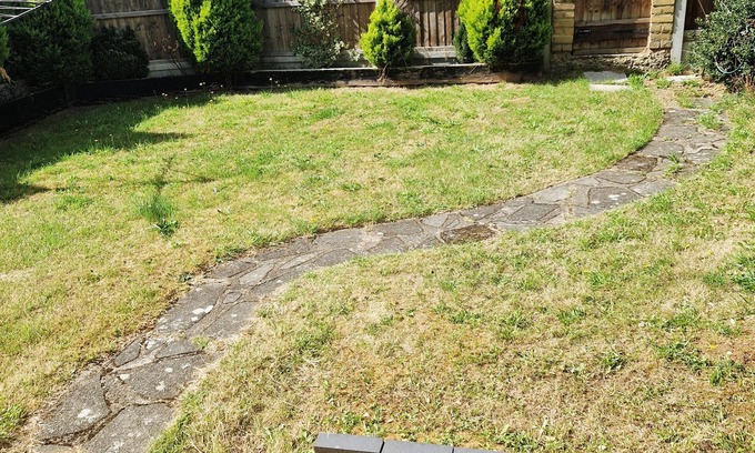 Hylands House | A Beautiful & Spacious 6 bedroom House. A perfect home for any group