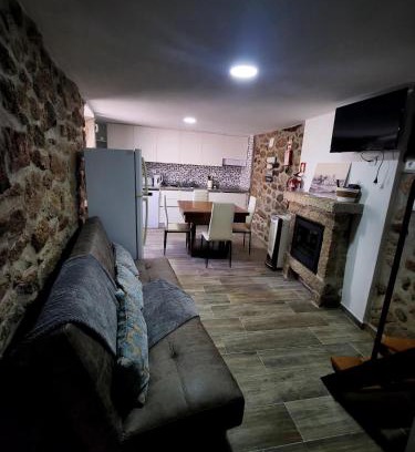 Gaia House | A Casa da Aldeia 1 Belmonte