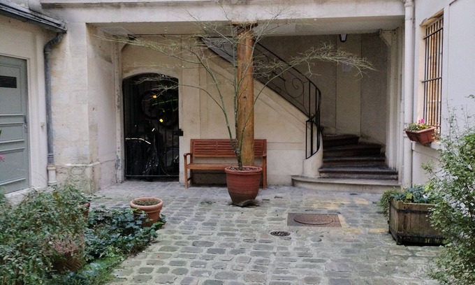 4th Arrondissement Apartment | A class apartment of 3-room and 70sqm in the heart of the Marais