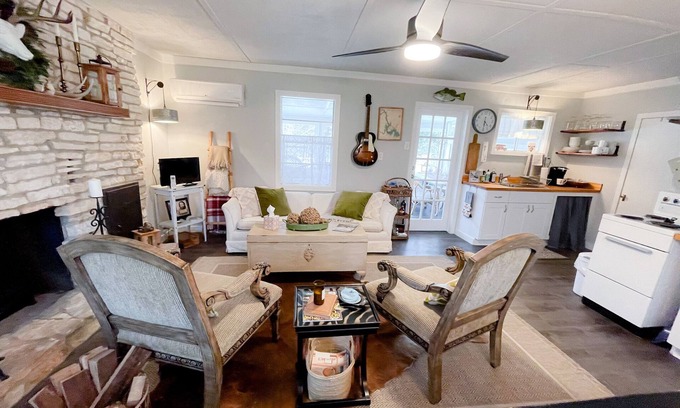 Marble Falls Cottage | A Cozy, quiet and most perfect cottage beautifully located on a waterfront cove.