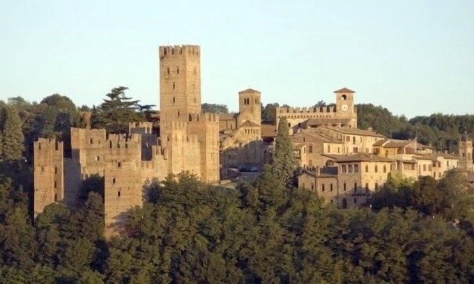 Vernasca Other | A FINE 2 BEDROOM STONE HOUSE IN EMILIA