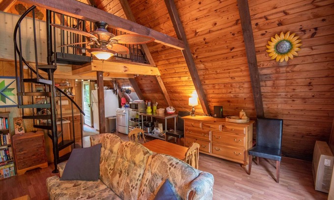 Fleetwood Cottage | A Frame on the New River - Fire Pit - Private New River Access