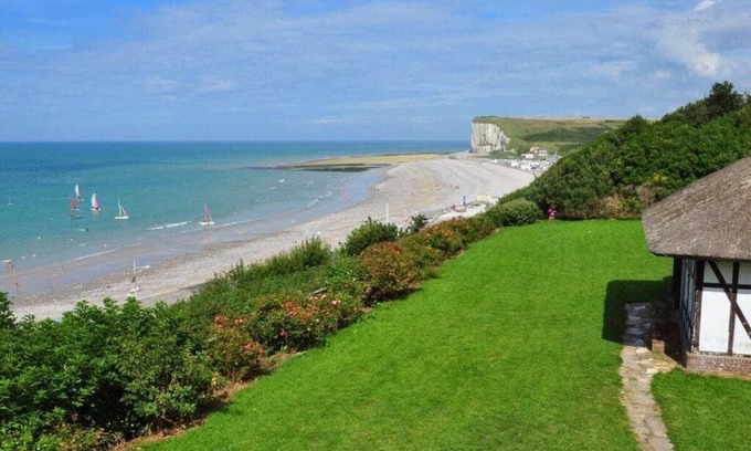 Veulettes-sur-Mer House | - A garden by the sea Comfortable holiday residence