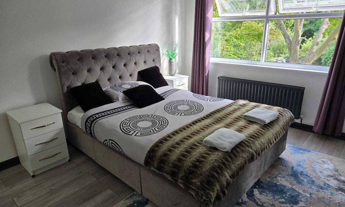 Headington House | A great place for working professionals/or the whole family