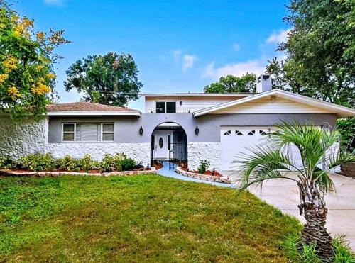 Altamonte Springs House | A home away from home