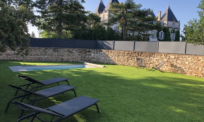 Mercurey House | A house from 1733: calm and change of scenery in Burgundy