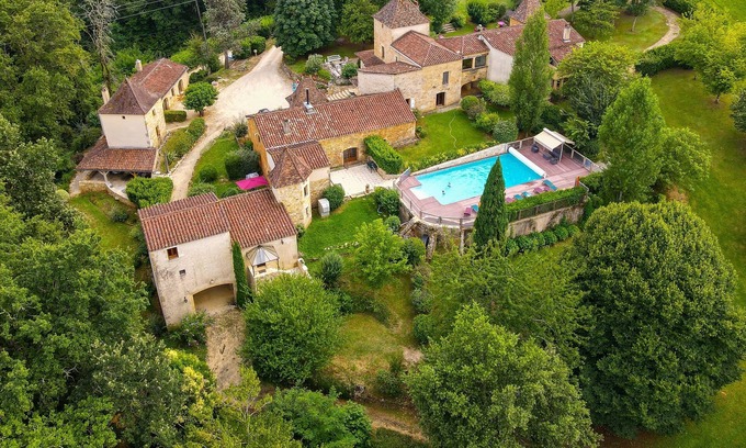 Puy-l'Eveque House | A house of character