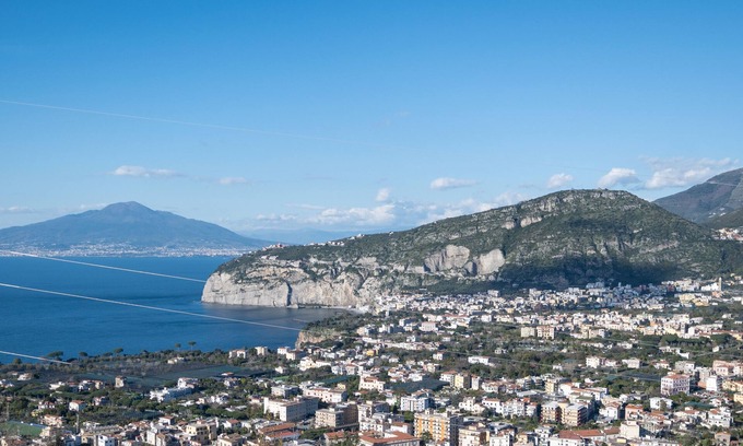 Sant'Agnello Apartment | A Jewel Offering a Peaceful Retreat and Breathtaking Views on Sorrento's Gulf
