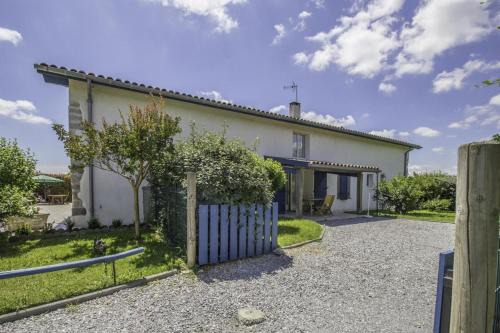 Cagnotte House | A noust