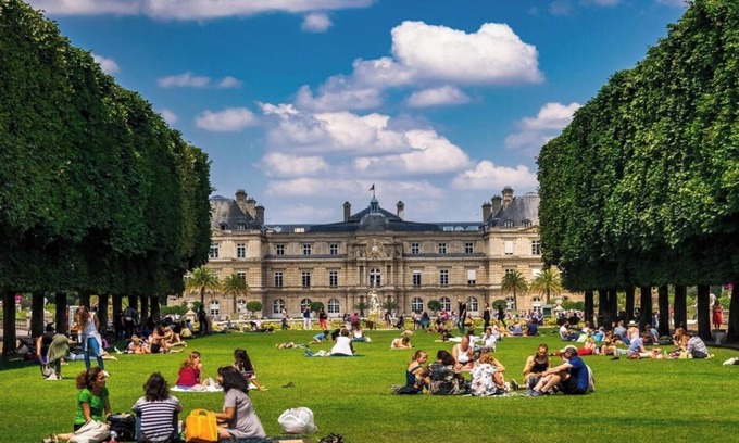 Odeon Apartment | A PARISIAN LUXURY, STEPS AWAY FROM LUXEMBOURG & ICONIC ODEAN - SAINT GERMAIN