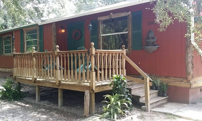 Webster House | a "PEARL IN THE WOODS" cabin