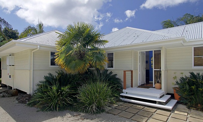 Ewingsdale House | A PERFECT STAY - Abode at Byron