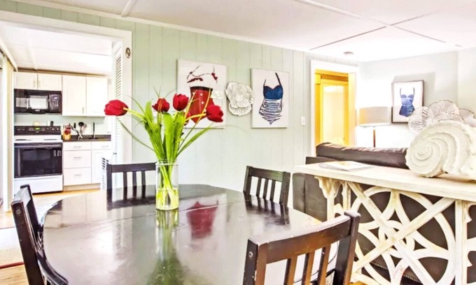 Narragansett House | A Private Home Near Narragansett Beach With Outdoor Firepit