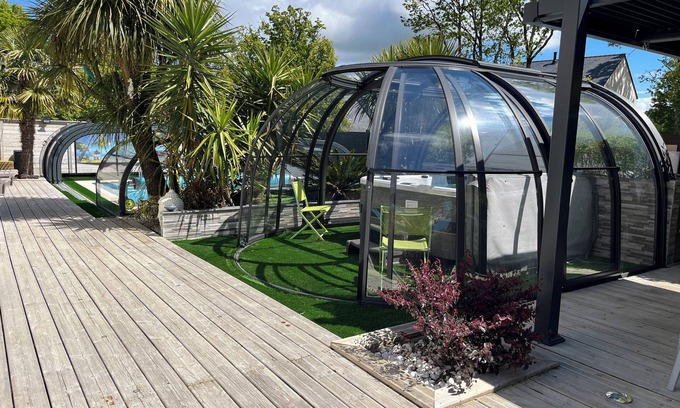 Surzur House | A qq km of the Gulf of Morbihan and the ocean with indoor heated swimming pool