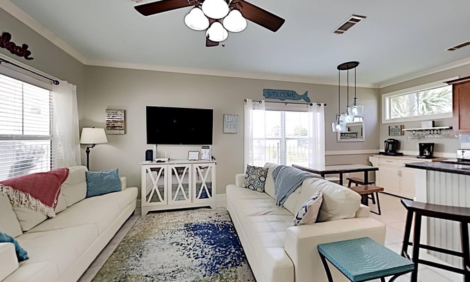 Avalon Beach Estates House | A Sea-esta