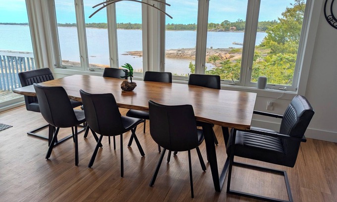 Carling Cottage | A Slice of Georgian Bay Paradise-30+ Day Private Retreat near Killbear Park